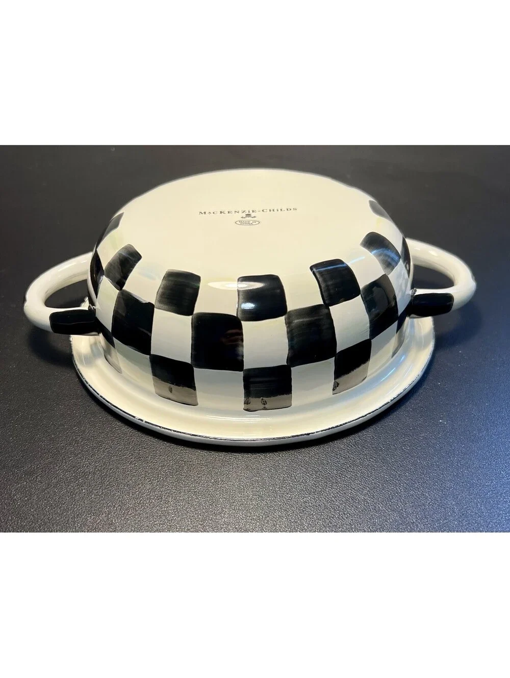 NIB MacKenzie-Childs 2000s Casserole Courtly Check Enamel Black White, 8.5x5.5